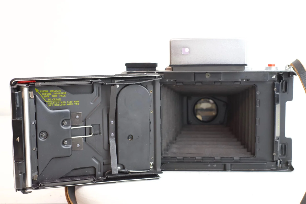 Polaroid Automatic 450 Land Camera - Fully Functional Instant Pack